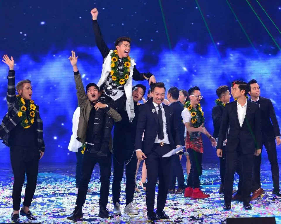 Kết quả chung cuộc chương trình “Hòa âm anh sáng” mùa 2 ngôi vị cao nhất, giải Đặc biệt thuộc về Noo Phước Thịnh không nằm ngoài dự đoán của nhiều người.