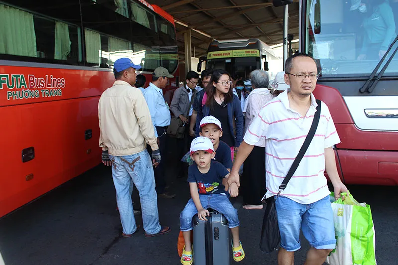 Sau kỳ nghỉ Giỗ tổ: Đường về lại thành phố thông thoáng ảnh 5 Sau kỳ nghỉ Giỗ tổ: Đường về lại thành phố thông thoáng ảnh 5