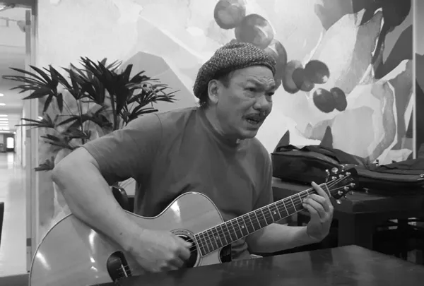 Nhạc sĩ Trần Tiến tuyệt giao với ti vi ảnh 1