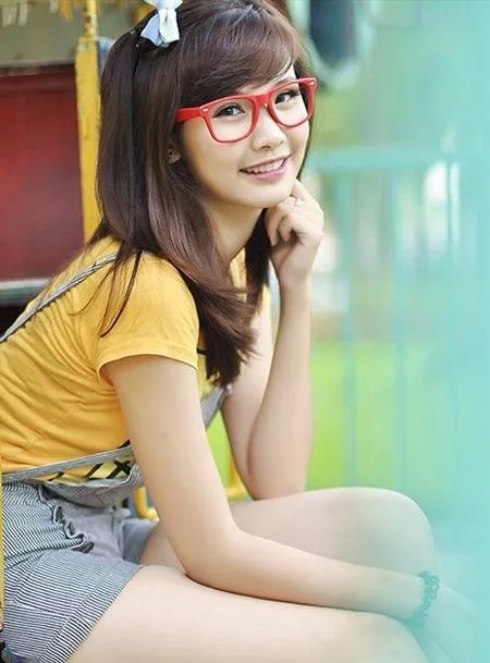 Sái Thị Hương Ly giống ca sĩ Đông Nhi tại Hoa hậu Việt Nam 2016 ảnh 14 Sái Thị Hương Ly giống ca sĩ Đông Nhi tại Hoa hậu Việt Nam 2016 ảnh 14