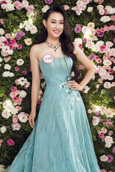 Nguyễn Thuỳ Linh