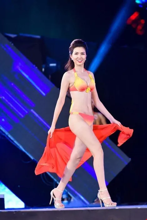 Vũ Thị Vân Anh, SBD 068, sinh năm 1993, quê Quảng Ninh