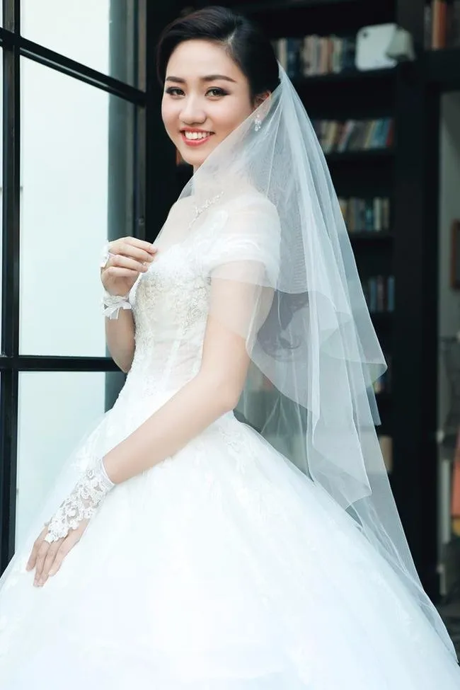 Sau đó Trà My "bỏ cuộc chơi" lấy chồng và đã sinh con