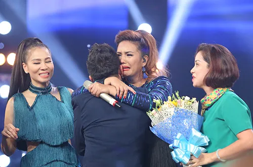 Cô gái Philippines đoạt quán quân Vietnam Idol ảnh 7 co-gai-philippines-tro-thanh-quan-quan-vietnam-idol-2016