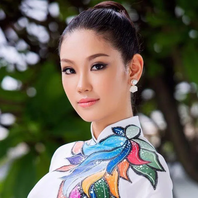 Nguyễn Thị Loan, Phương Linh đi thi sắc đẹp quốc tế ảnh 10 Nguyễn Thị Loan, Phương Linh đi thi sắc đẹp quốc tế ảnh 10