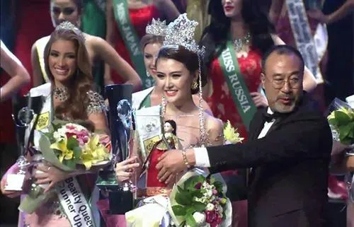 Ngọc Duyên 'Tân Nữ hoàng Sắc đẹp Toàn cầu 2016' là ai? ảnh 18 Ngọc Duyên đã mang vinh quang về cho nhan sắc Việt Nam trên đấu trường nhan sắc quốc tế đêm 24-10. Ảnh VNE