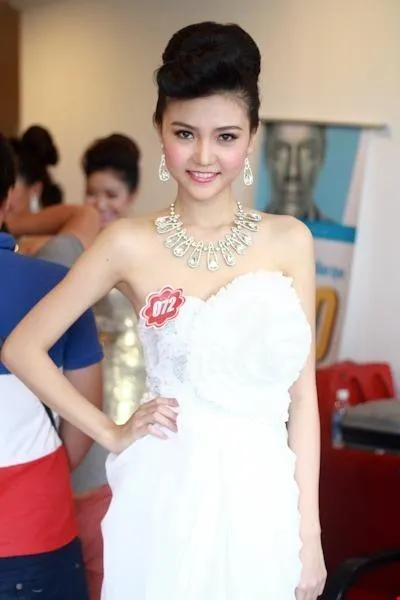 Ngọc Duyên 'Tân Nữ hoàng Sắc đẹp Toàn cầu 2016' là ai? ảnh 8 Cũng năm 2012, cô dự thi Hoa hậu Việt Nam. Ảnh DÂN TRÍ