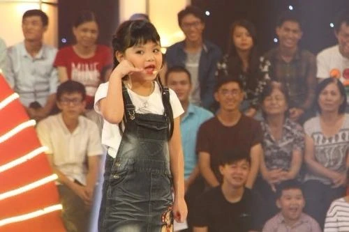 Thanh Hà tiếp tục có mặt tại đêm gala của chương trình. Ảnh VNE