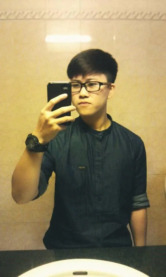 Lê Thiện Hiếu có sở thích chụp ảnh. Anh thường xuyên đăng tải các bức ảnh "tự sướng" trên trang cá nhân. Ảnh ZING