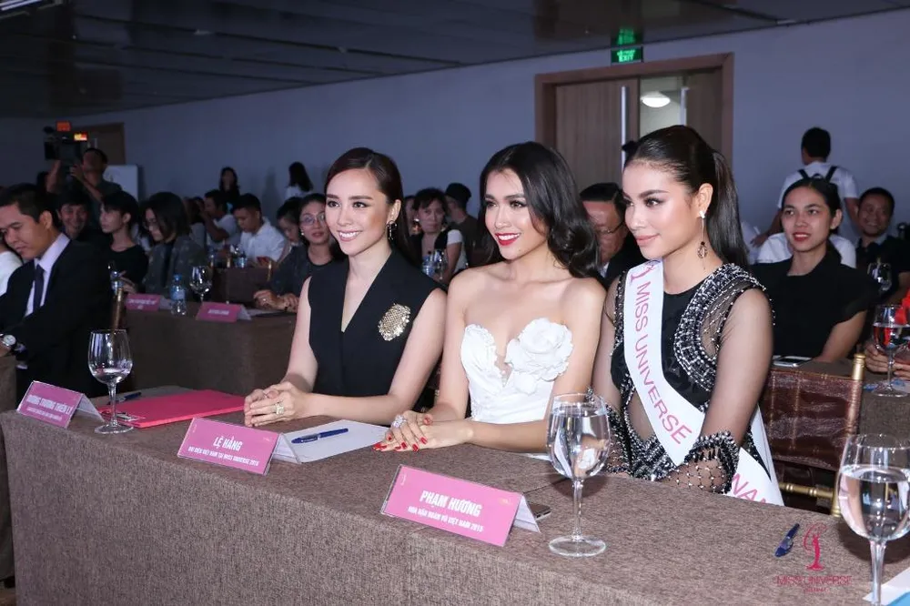 Lệ Hằng đại diện Việt Nam thi Hoa hậu Hoàn vũ 2016 ảnh 10 Lệ Hằng đại diện Việt Nam thi Hoa hậu Hoàn vũ 2016 ảnh 10