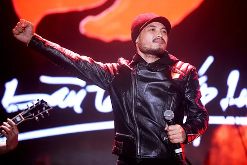 Năm 2016: Nhiều nghệ sĩ tài năng ra đi ảnh 8 Ca sĩ Trần Lập qua đời