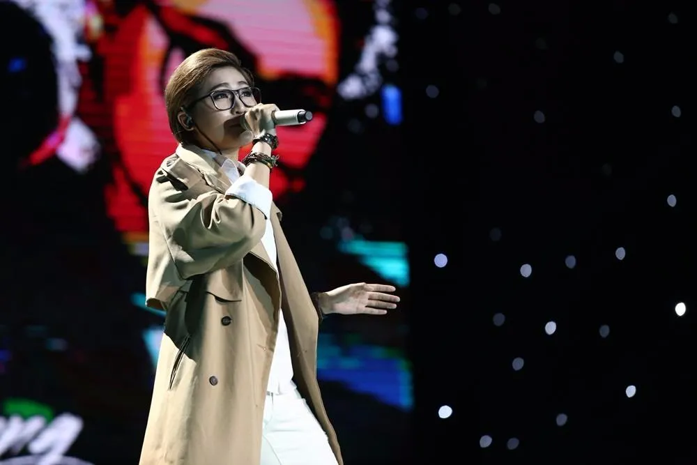 Tác giả của 'Vợ người ta' vào chung kết Sing My Song ảnh 9 Vicky Nhung đã mang đến ca khúc mang đậm bản sắc dân tộc với tựa đề "Việt Nam những chuyến đi", cũng đã dừng chân.