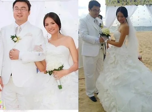 Tháng 10-2010, Hương Giang bất ngờ kết hôn với bạn trai ngoại quốc bằng đám cưới bí mật được tổ chức trên biển Phú Quốc và chỉ mời 30 khách không thuộc giới giải trí.