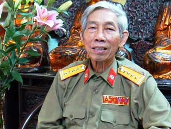 dan mang day song khi ca khuc "mau hoa do" bi tam dung luu hanh hinh anh 1