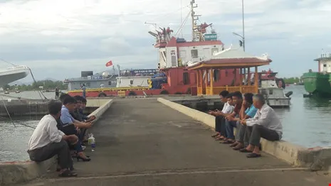 Hình ảnh rà quét cho thấy Hải Thành 26 bị đâm gãy đôi - ảnh 1