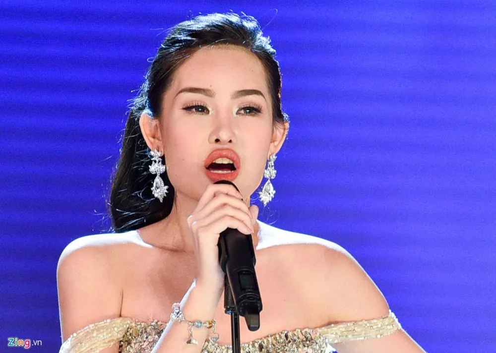 Ngắm tân HH Đại dương 2017 Lê Âu Ngân Anh bị chê xấu ảnh 7 Ngắm tân HH Đại dương 2017 Lê Âu Ngân Anh bị chê xấu ảnh 7