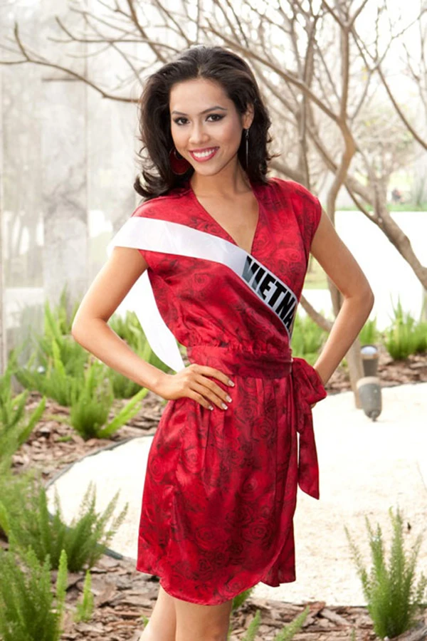 Người đẹp Việt Nam chưa có kỳ tích tại Miss Universe ảnh 8 nhung-nguoi-dep-tung-dai-dien-viet-nam-tai-hoa-hau-hoan-vu-5