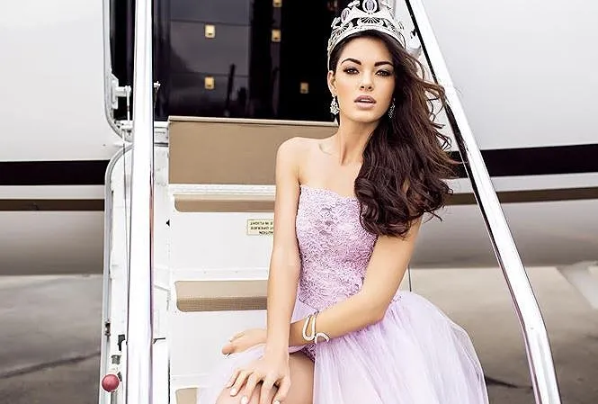 Vẻ đẹp bốc lửa mà dịu dàng của tân Hoa hậu Hoàn vũ 2017 ảnh 3