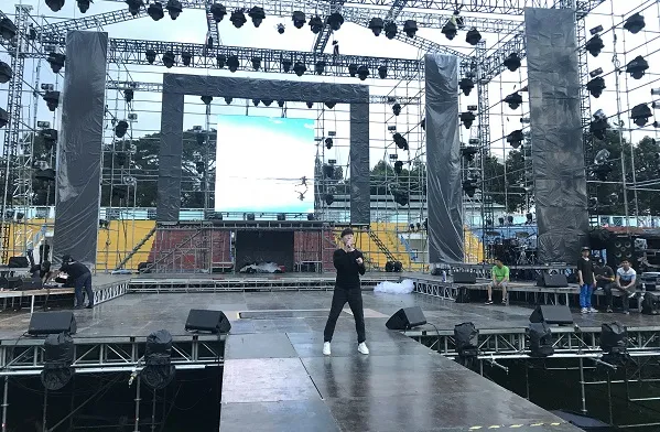 20 năm Làn Sóng Xanh, vắng bóng nhiều ca sĩ tên tuổi ảnh 4 20 năm Làn Sóng Xanh, vắng bóng nhiều ca sĩ tên tuổi ảnh 4