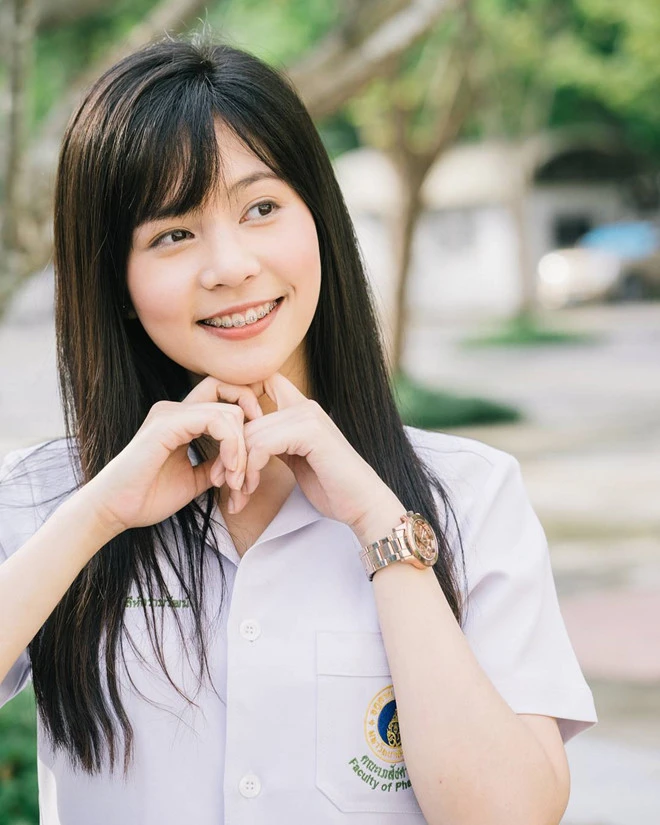 Ngắm nhan sắc 25 tuổi của tân Hoa hậu Quốc tế 2019 ảnh 12 Ngắm nhan sắc 25 tuổi của tân Hoa hậu Quốc tế 2019 ảnh 12