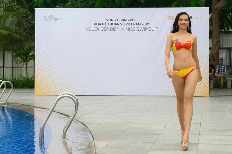 Ngắm 10 người đẹp biển nóng bỏng tại Hoa hậu Hoàn vũ 2019 - ảnh 11