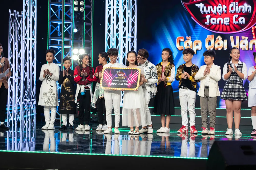 Long Nhật kêu trời vì Đức Vĩnh, Quỳnh Anh hát quá hay ảnh 3 Long Nhật kêu trời vì Đức Vĩnh, Quỳnh Anh hát quá hay ảnh 3