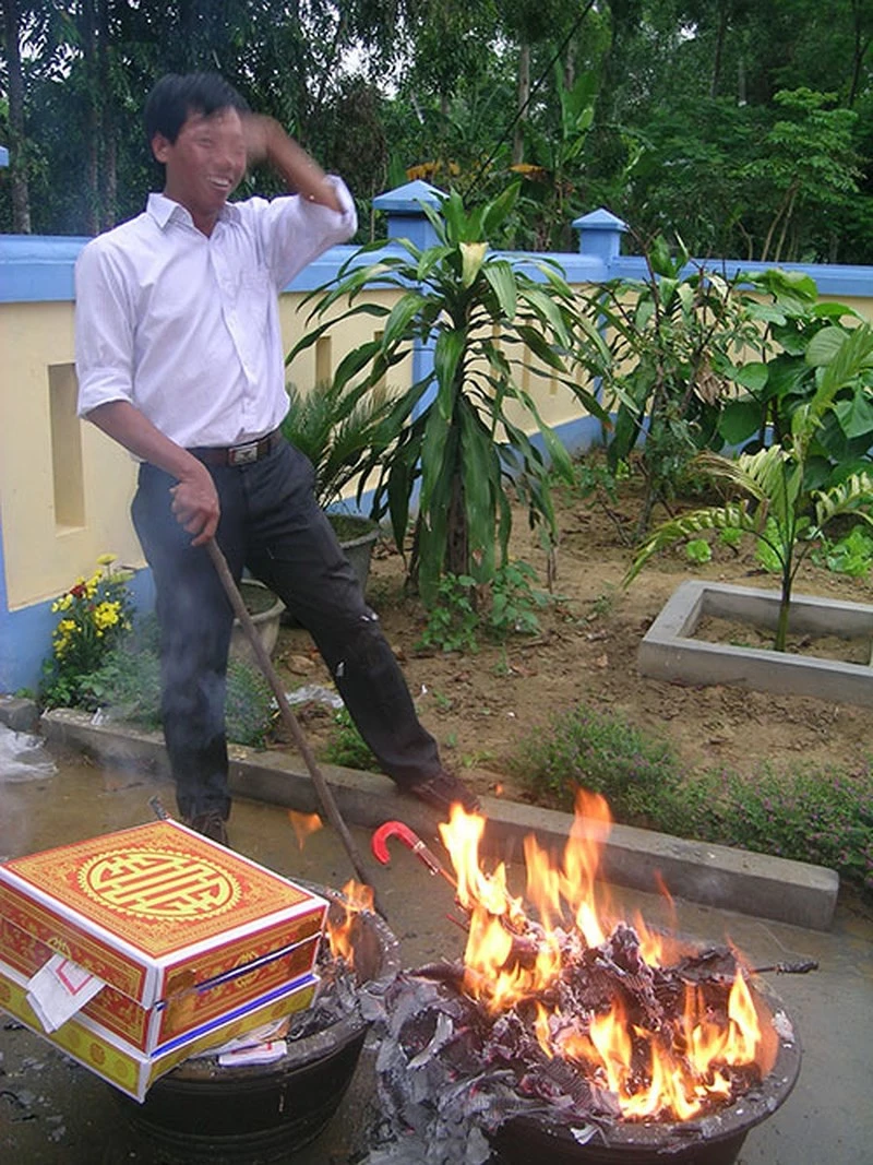 Lễ vật 'Hóa vàng' mùng 3 Tết - ảnh 4