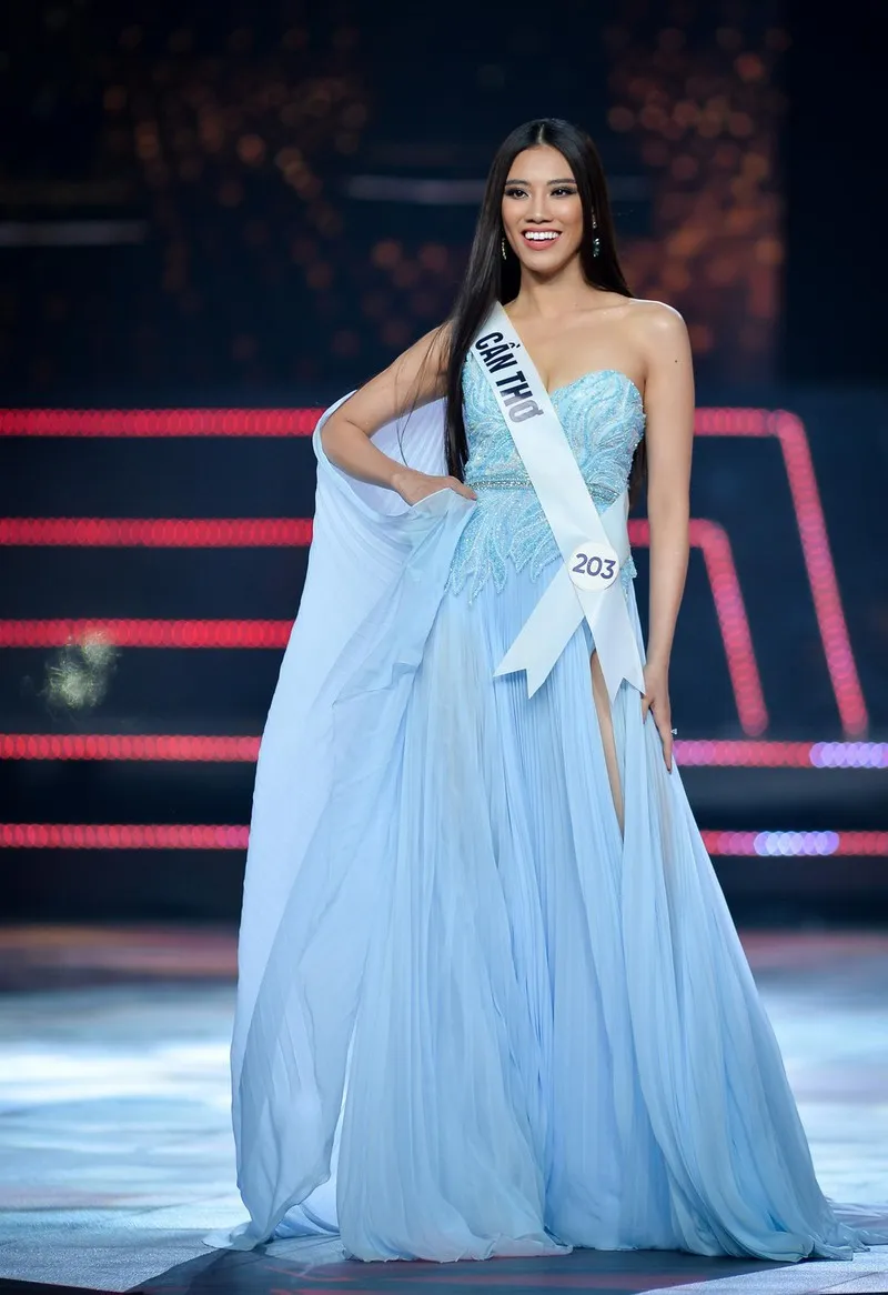 Khánh Vân, Hương Ly,Kim Duyên catwalk đẹp nhất Hoa hậu Hoàn vũ - ảnh 12