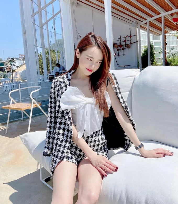 Sao Việt khoe dáng và tăng cân sau Tết ảnh 15 Sao Việt khoe dáng và tăng cân sau Tết ảnh 15