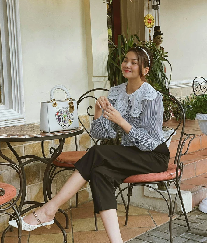 Sao Việt khoe dáng và tăng cân sau Tết ảnh 9 Sao Việt khoe dáng và tăng cân sau Tết ảnh 9