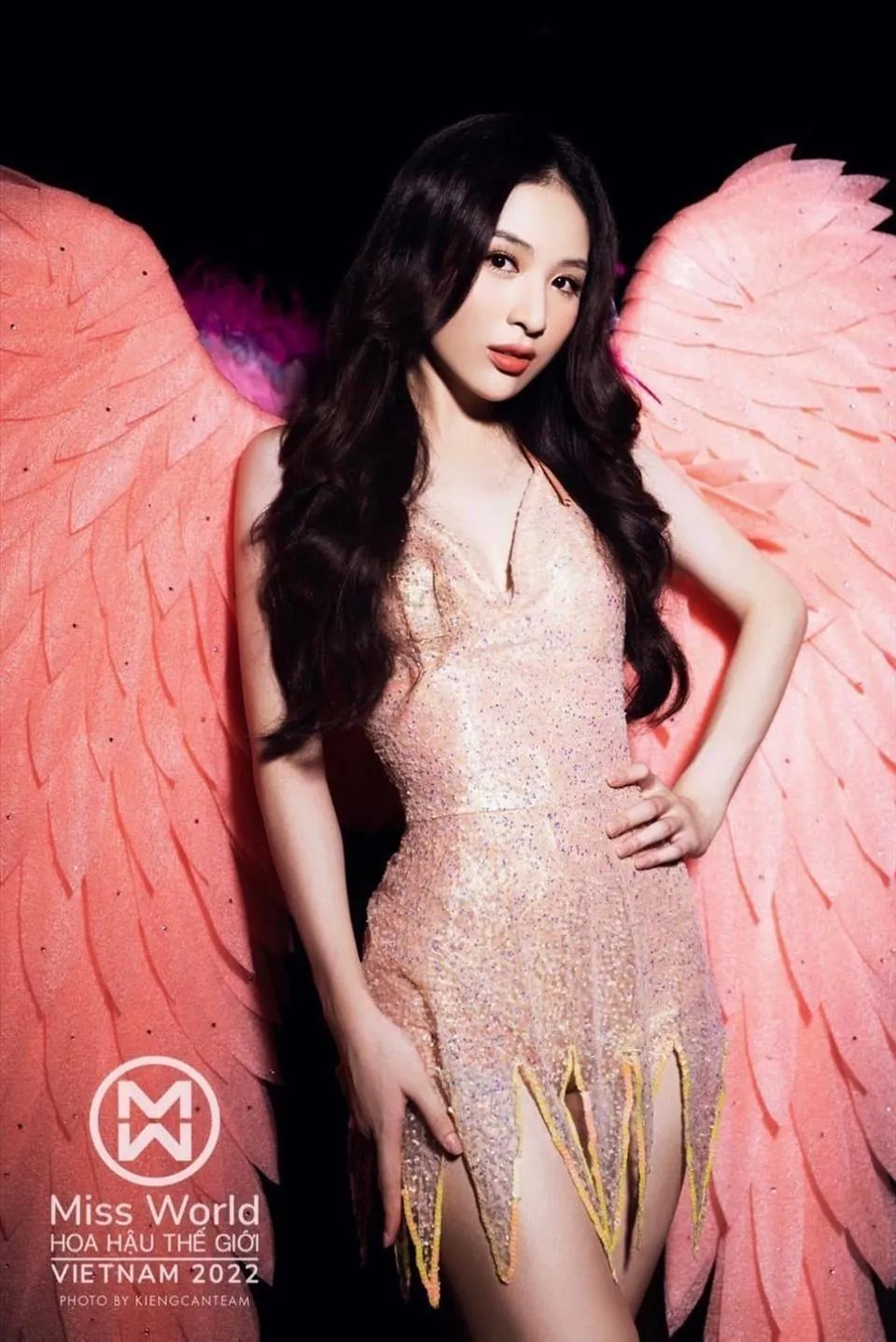 Khánh My xuất sắc giành giải &apos;Người đẹp biển&apos; và vào thẳng Top 20 chung cuộc của Miss World Vietnam 2022. Ảnh: BTC