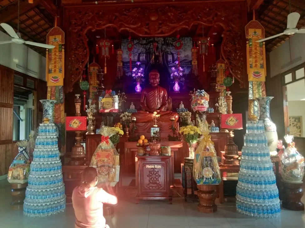 Rằm tháng Giêng năm Quý Mão (tức ngày 15-1 âm lịch) là ngày 5-2-2023. Theo lịch vạn niên năm nay, ngày rằm năm nay là ngày Giáp Ngọ, tháng Giáp Dần, năm Quý Mão lại là ngày Chủ nhật thuận tiện cho Phật tử đi chùa cầu an, nhiều gia đình còn hành hương.