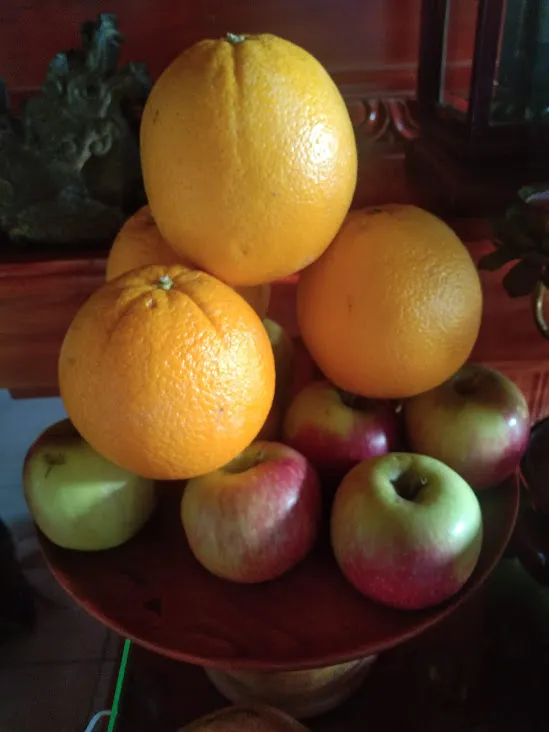 Cúng trái cây ngày Rằm tháng Giêng. Ảnh: GIÁP NGUYỄN