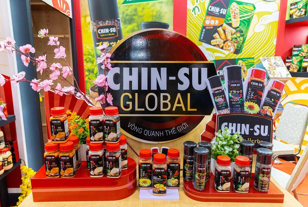 Bộ gia vị hạt và bột đặc sản Việt Nam chắt lọc những nguyên liệu đặc trưng của từng vùng miền (Ảnh: Masan Consumer).jpg