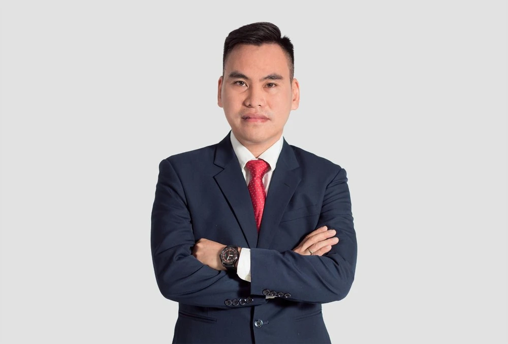 Chân dung ông Hồ Quang Nhân – Tân Tổng Giám đốc Công ty CADIVI. Chân dung ông Hồ Quang Nhân – Tân Tổng Giám đốc Công ty CADIVI.jpg