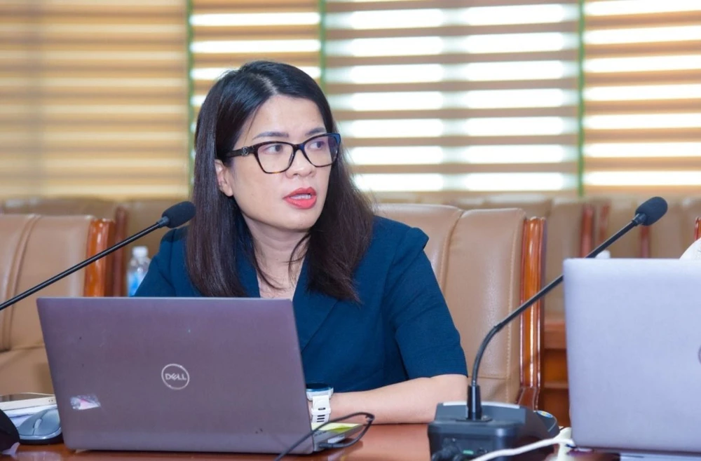 TV.HĐQT Phạm Thị Thanh Hoài chủ trì Hội nghị cập nhật KQKD quý I-2024. TV.HĐQT Phạm Thị Thanh Hoài chủ trì Hội nghị cập nhật KQKD quý I-2024.jpg