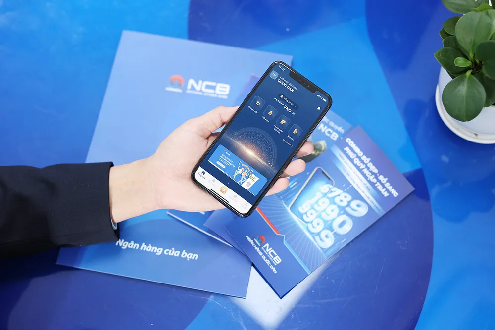 NCB không ngừng nâng cấp số hoá sản phẩm, dịch vụ, gia tăng trải nghiệm cho khách hàng. Ngân hàng số NCB iziMobile lọt top 10 sản phẩm dịch vụ chất lượng Châu Á 2024.jpg