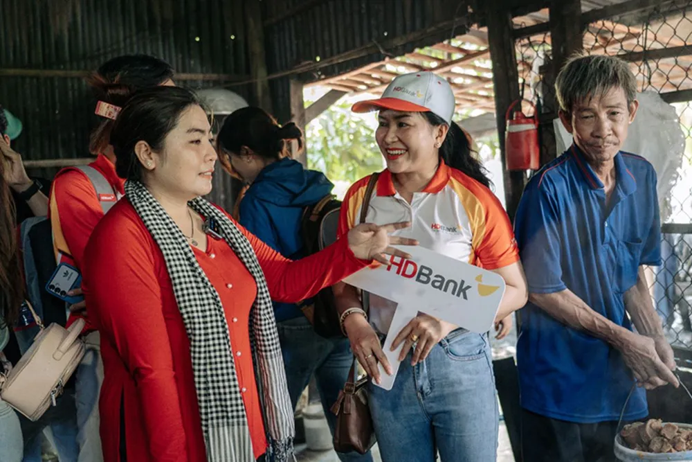 HDBank chú trọng đi sâu tìm hiểu nhu cầu doanh nghiệp địa phương để mang đến những sản phẩm tài chính phù hợp.png