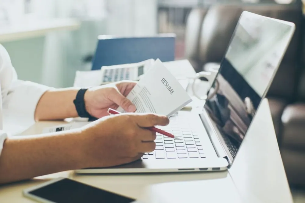8 dấu hiệu nhận biết công ty ‘xịn’, cần lưu ý khi nhận offer công việc.jpg