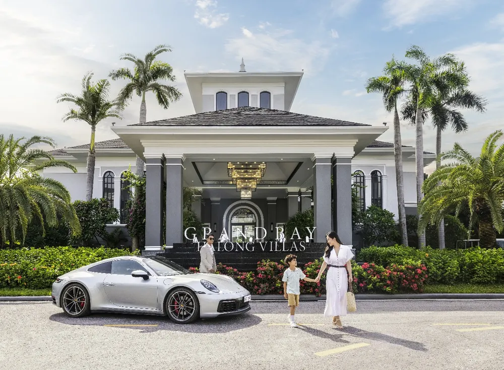 Grand Bay Halong Clubhouse – “trái tim” dịch vụ 5 sao dành tặng 24 tháng miễn phí dịch vụ cho chủ nhân của Clubhouse Villa. - Ảnh: BIM Land Grand Bay Halong Clubhouse – “trái tim” dịch vụ 5 sao dành tặng 24 tháng miễn phí dịch vụ cho chủ nhân của Clubhouse Villa.jpeg