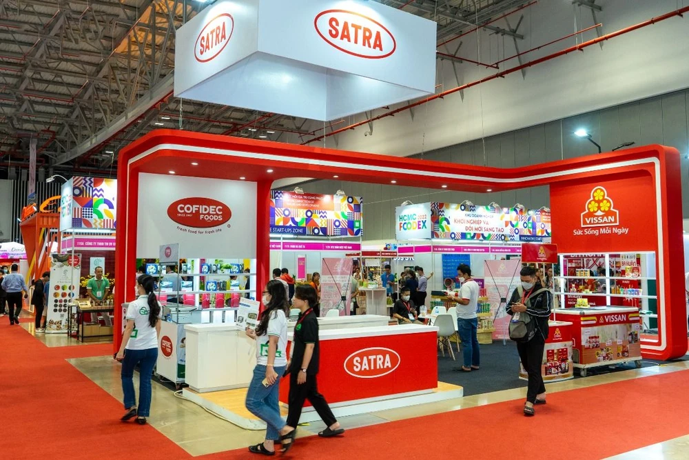 Cofidec và Vissan cũng tăng cường thêm các chương trình sampling, tham gia hội chợ nhằm nâng cao nhận diện hình ảnh, thương hiệu. Ảnh: SATRA SATRA chú trọng nâng cao chất lượng và dịch vụ nhằm đương đầu với thách thức thị trường.jpg