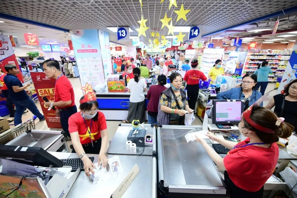 Doanh số trên toàn hệ thống tăng 30% so với ngày thường Saigon Co.op khởi động tháng Tự hào hàng Việt, đưa hàng Việt lên online.jpg