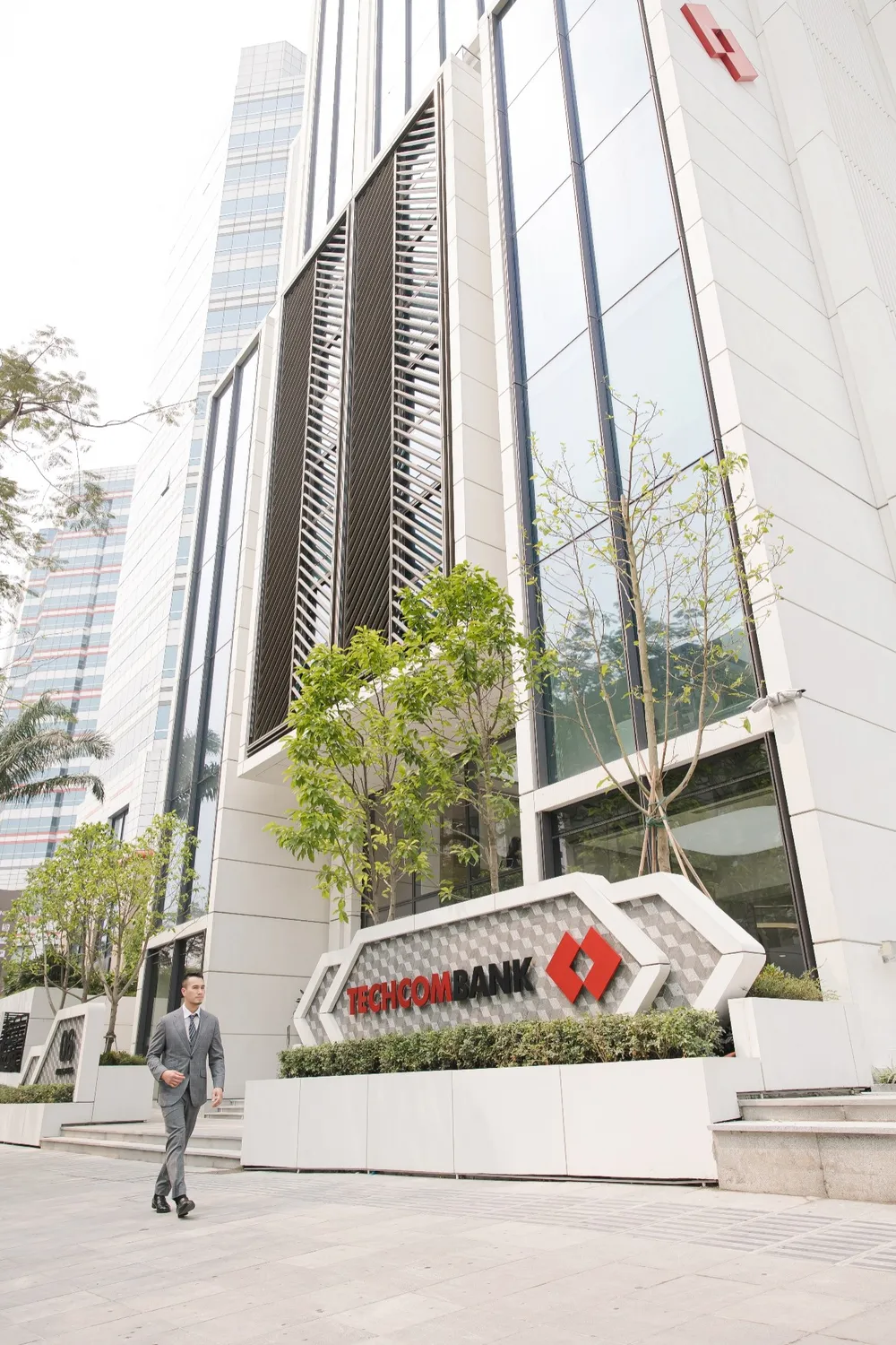 techcombank-hai-nam-lien-tiep-duoc-vinh-danh-noi-lam-viec-tot-nhat-chau-a-do-gptw-binh-chon.jpg