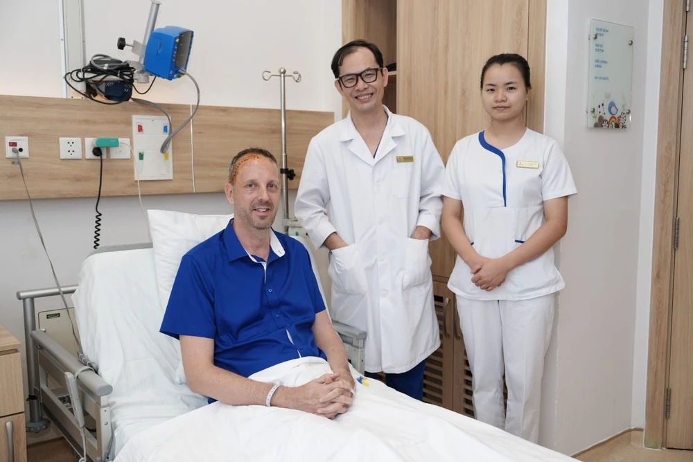 Vinmec phẫu thuật thành công cho bệnh nhân mắc chứng động kinh, dị dạng mạch não hiếm gặp.JPG