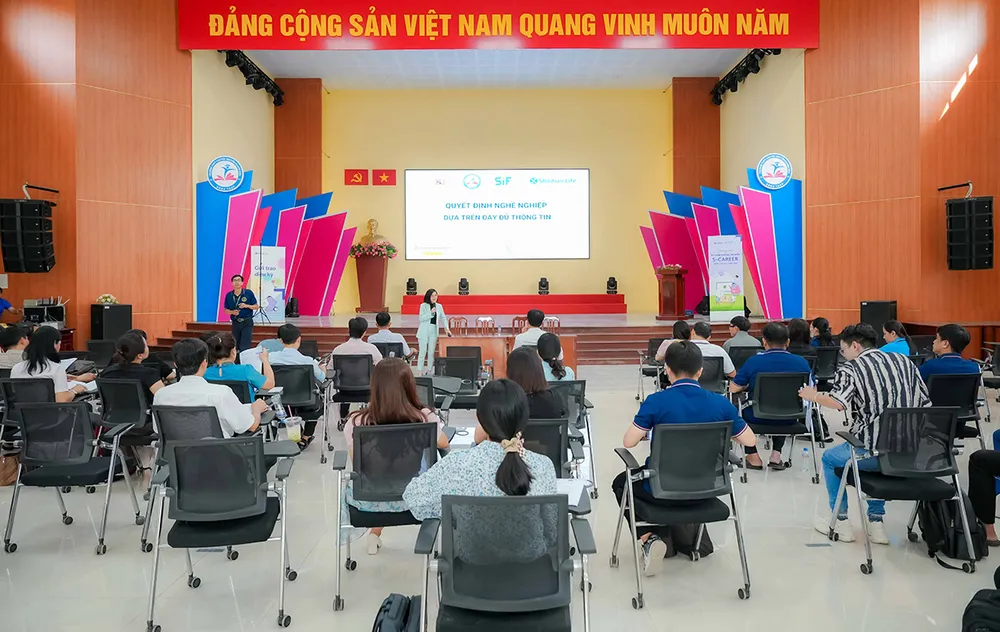 Chương trình hướng nghiệp S-Career năm đầu tiên đã nhận được phản hồi tích cực. Shinhan Life và những sáng kiến góp phần kiến tạo tương lai bền vững cho thế hệ trẻ.jpg