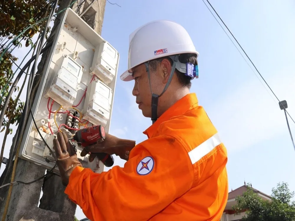 Hành trình văn hóa EVNNPC: Kết tinh giá trị, thắp sáng niềm tin.png