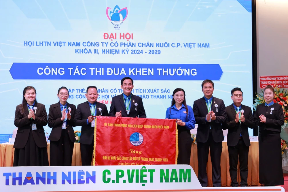 cp-viet-nam-to-chuc-thanh-cong-dai-hoi-hoi-lien-hiep-thanh-nien-viet-nam-cua-cong-ty.JPG