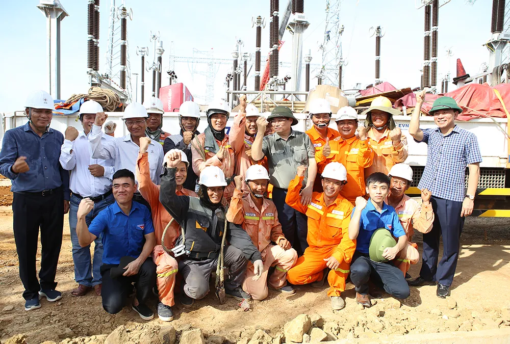 thanh-cong-du-an-duong-day-500kv-mach-3-nhieu-bai-hoc-kinh-nghiem-quy-duoc-rut-ra.jpg