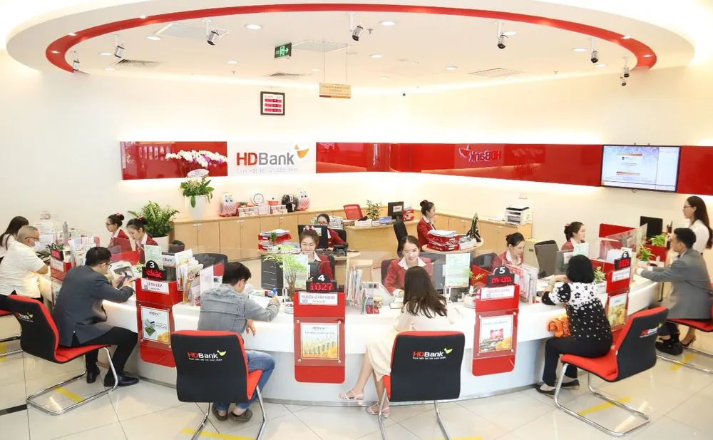 Đẩy mạnh kinh doanh số, HDBank báo lãi vượt 12.650 tỷ, tăng 46,6%.JPG