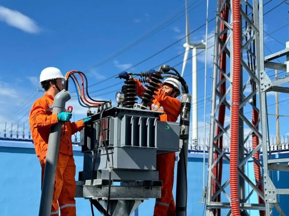 Đóng điện, đưa vào vận hành hàng loạt công trình lưới điện 110kV trọng điểm khu vực phía Nam.jpg